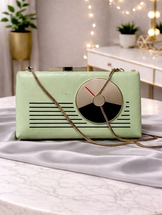 kate spade Handbags - Kate Spade RARE Samira Radio Mint Green Clutch Crossbody